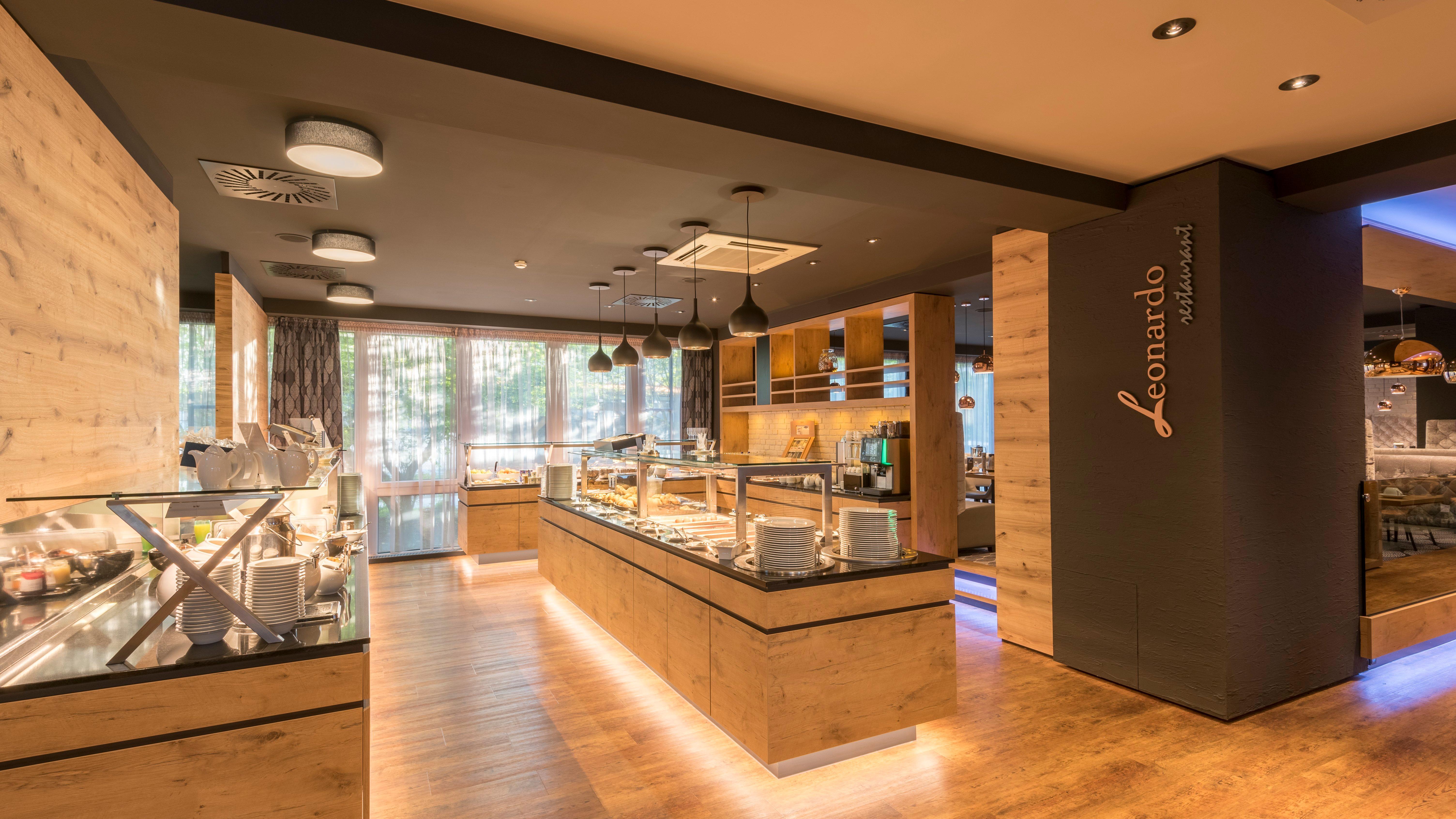 Holiday Inn Munich Unterhaching By Ihg Экстерьер фото