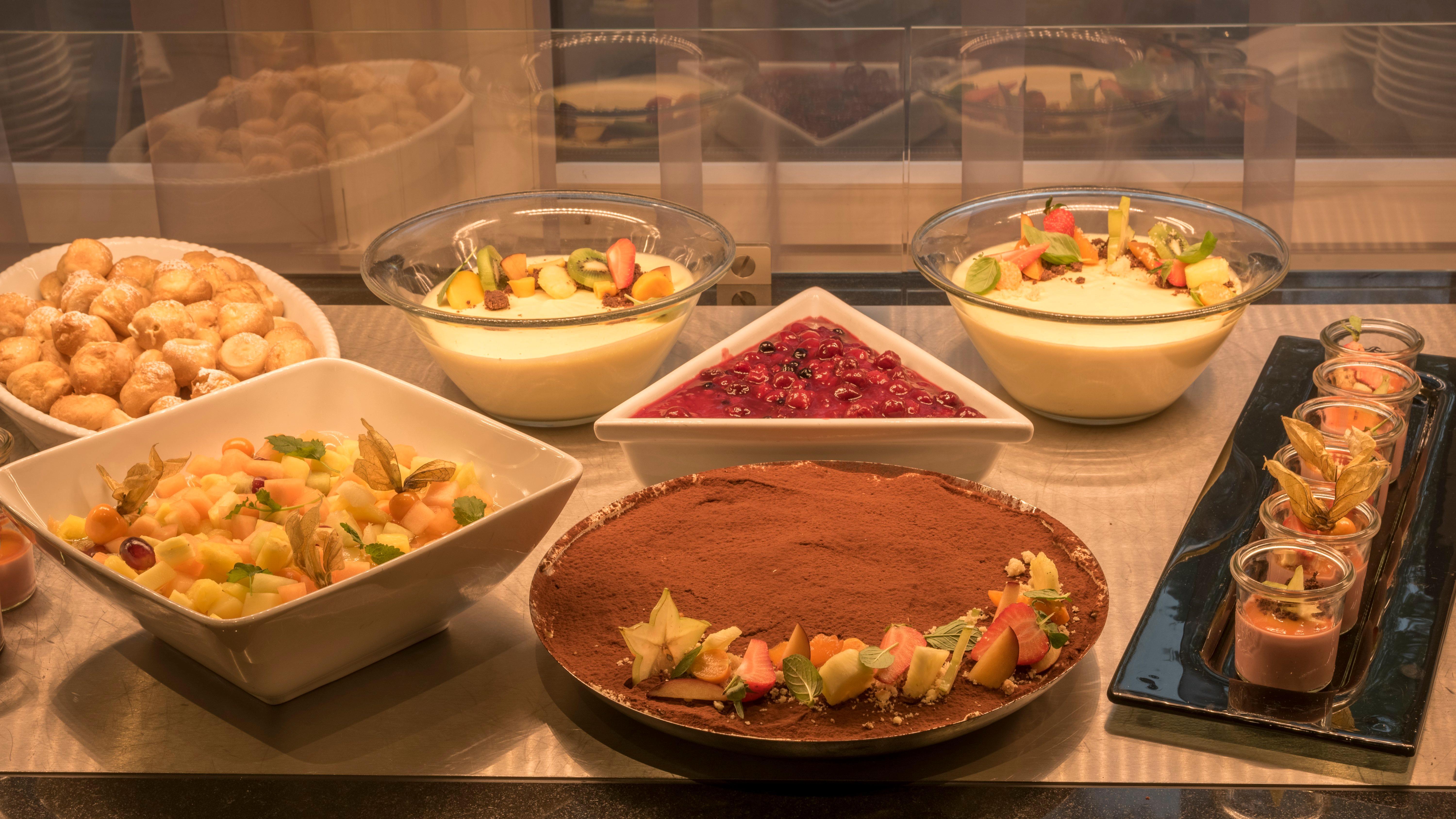 Holiday Inn Munich Unterhaching By Ihg Экстерьер фото