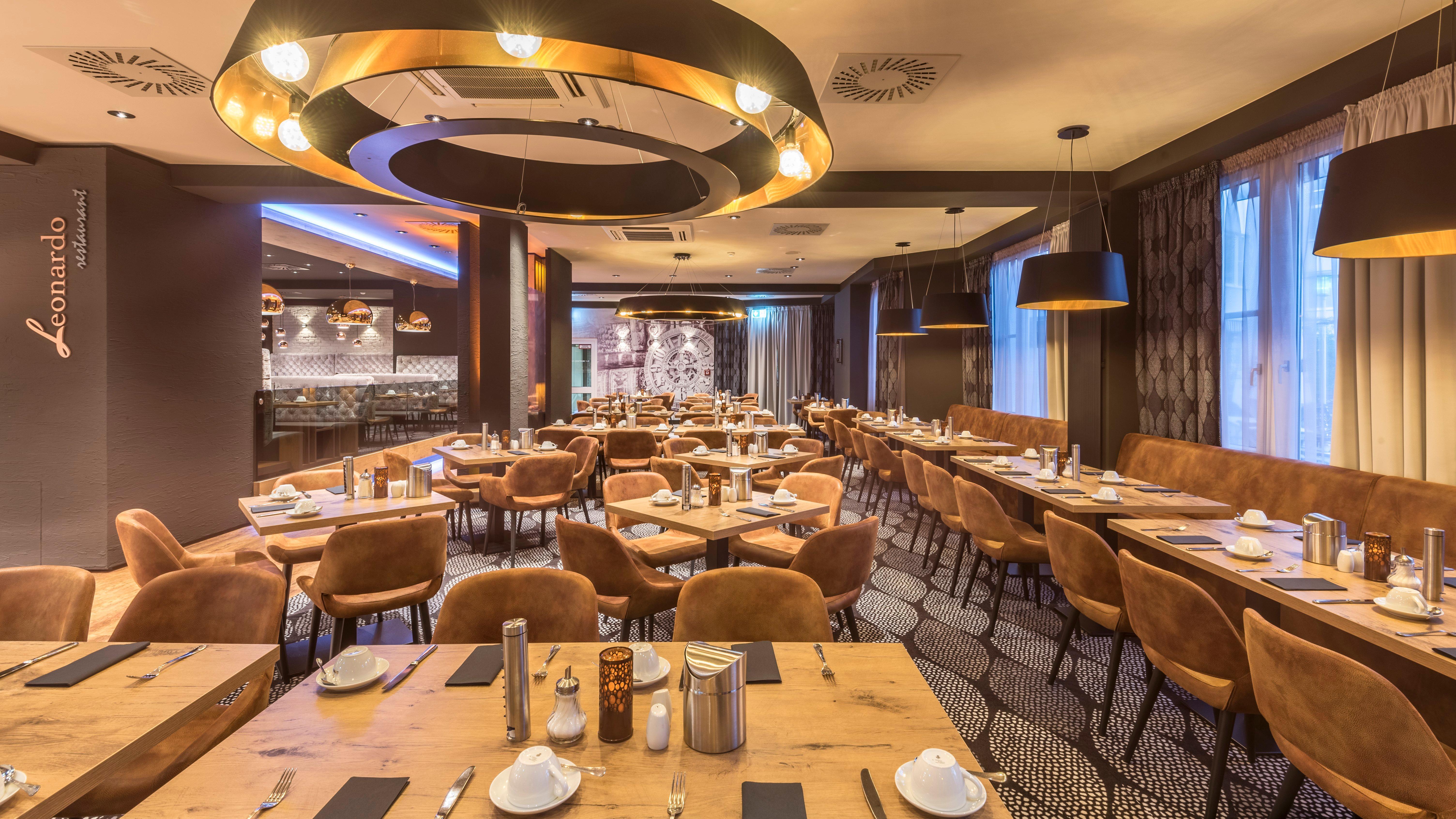 Holiday Inn Munich Unterhaching By Ihg Экстерьер фото