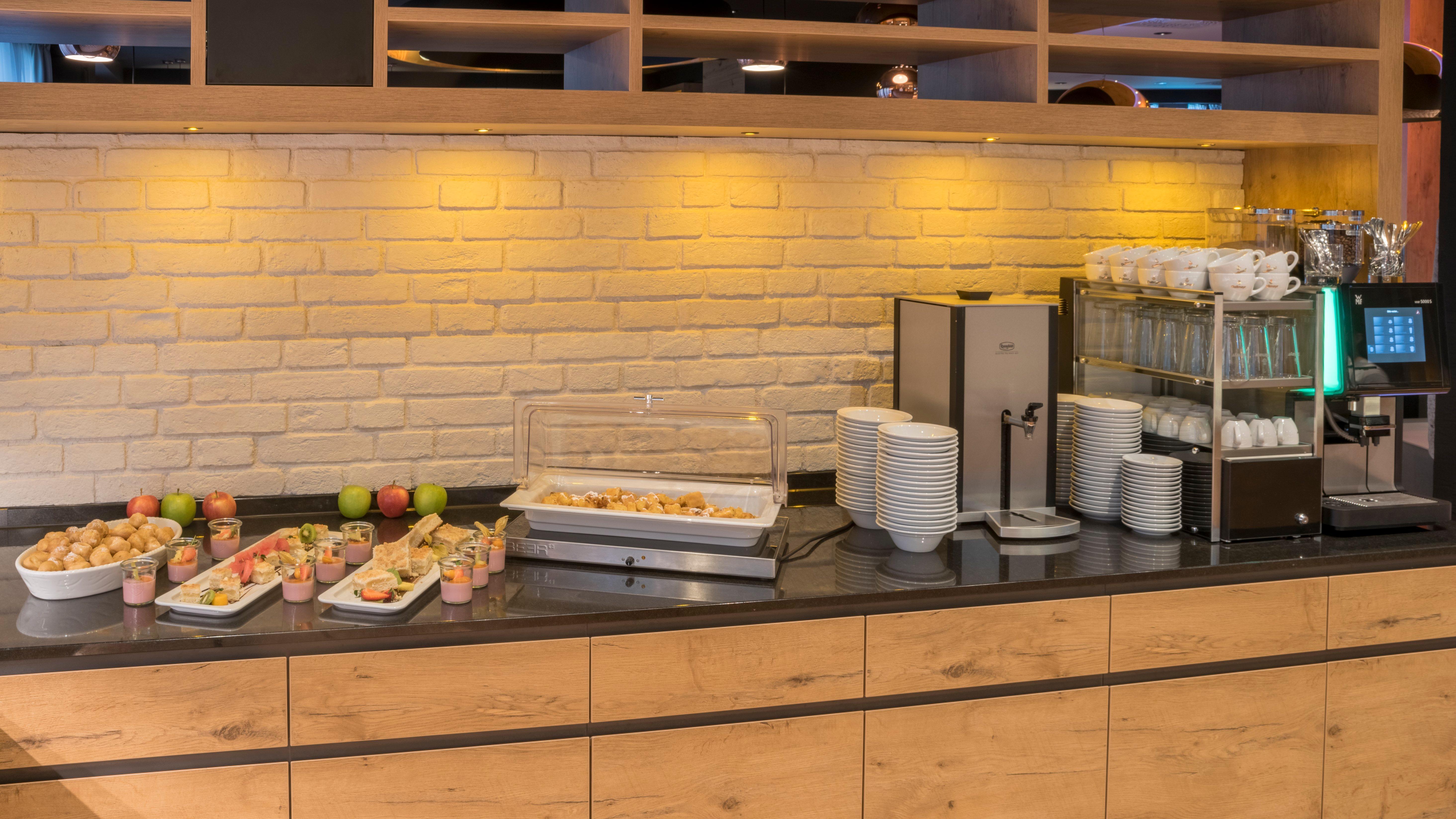 Holiday Inn Munich Unterhaching By Ihg Экстерьер фото
