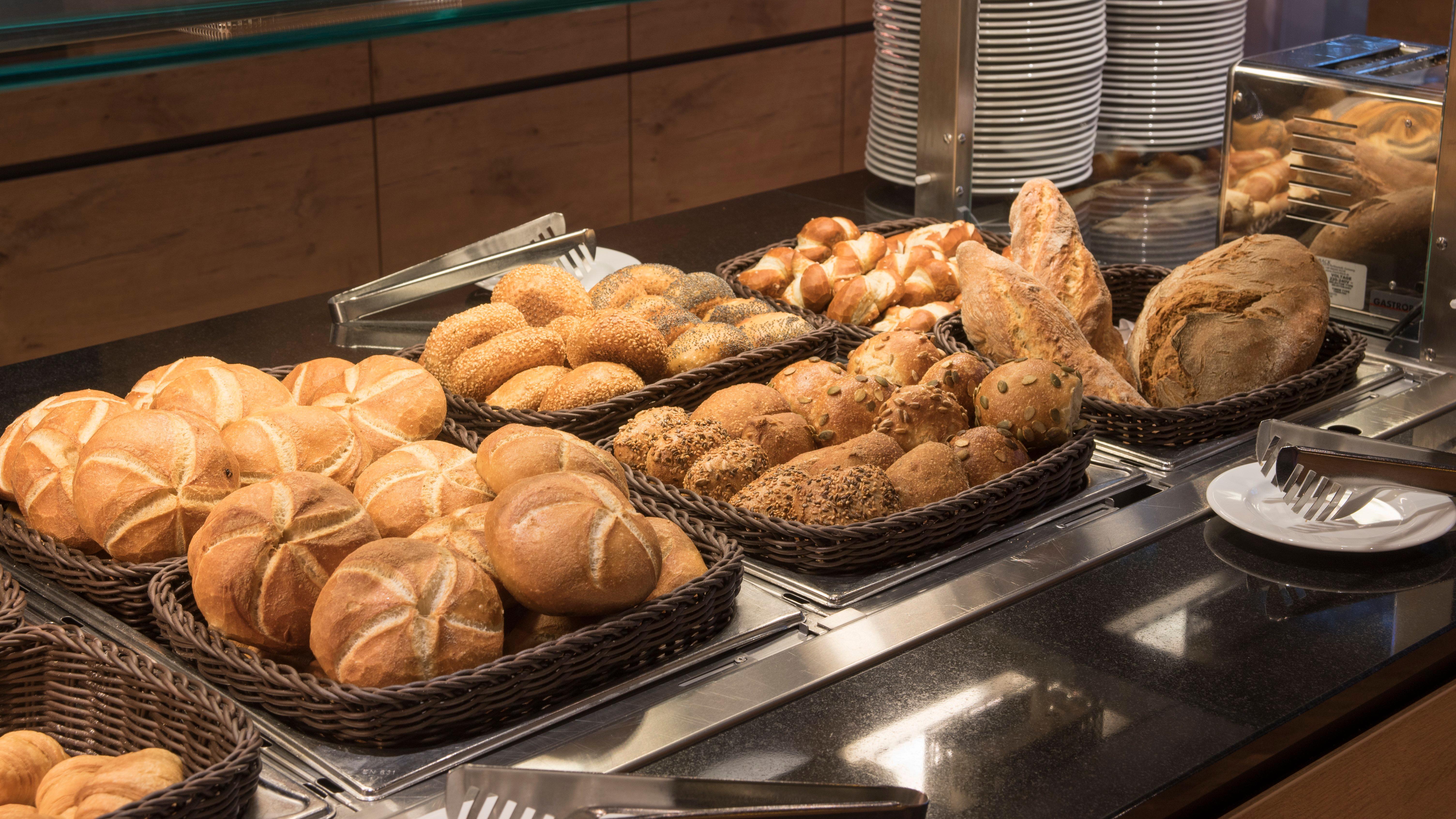 Holiday Inn Munich Unterhaching By Ihg Экстерьер фото